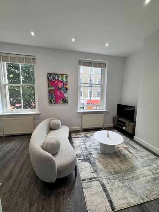 Cosy 1 Bedroom Flat - * London