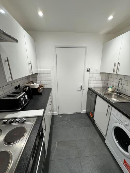 Cosy 1 Bedroom Flat - London