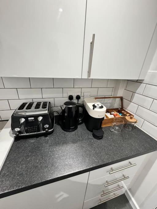 Cosy 1 Bedroom Flat - Apartment London